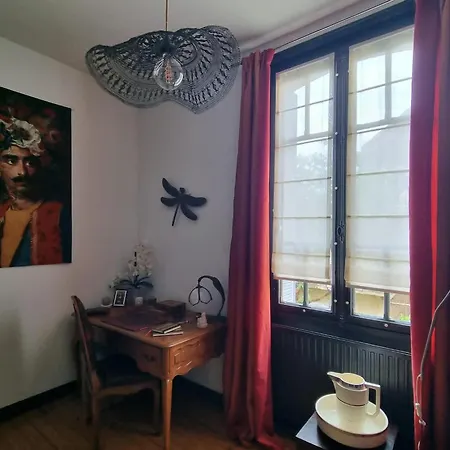 Le Logis De Placide Bed & Breakfast